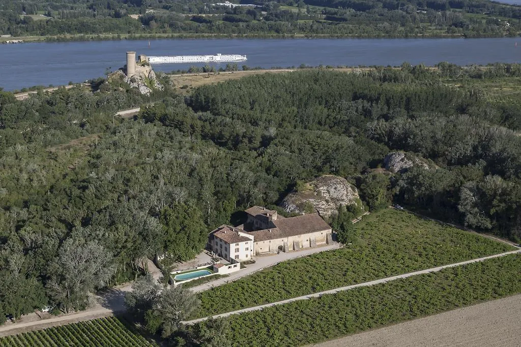 Espace de l'Hers Châteauneuf-du-Pape 0*,