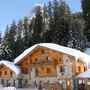 epicea-lodge.hotels-rhonealpes.com/